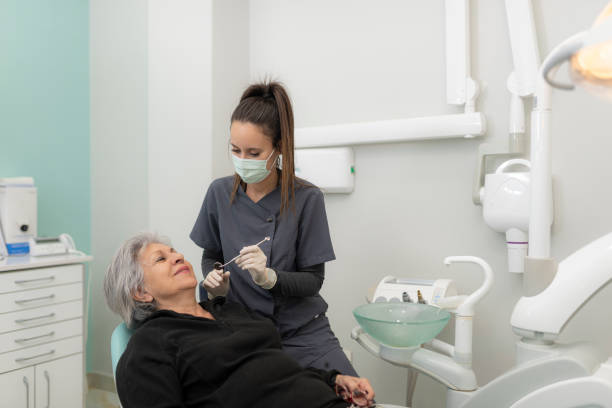 Best Broken or Cracked Tooth Emergency Dentist in Delcambre, LA